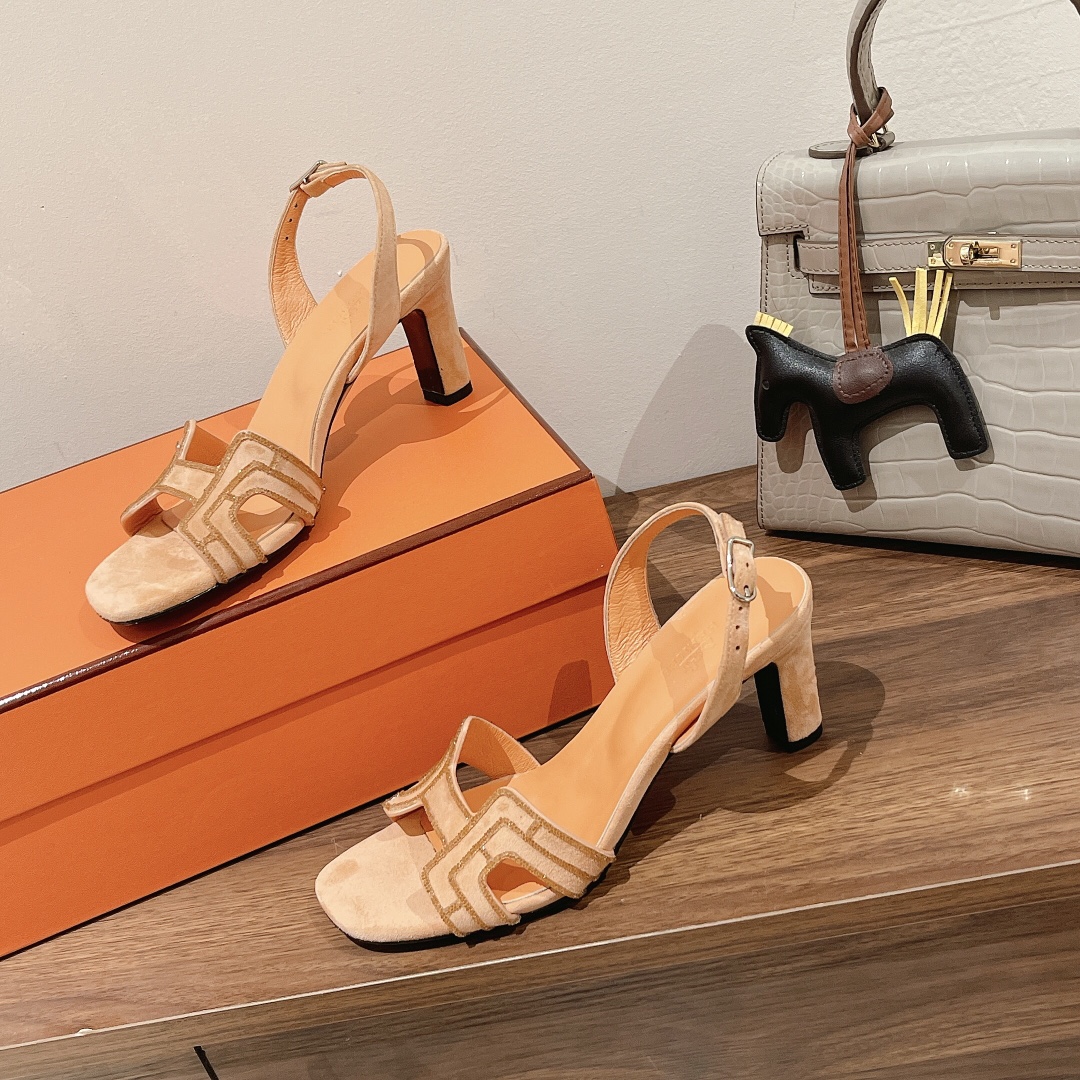 Hermes Premiere Sandal Beige For Women 2.7in/7cm