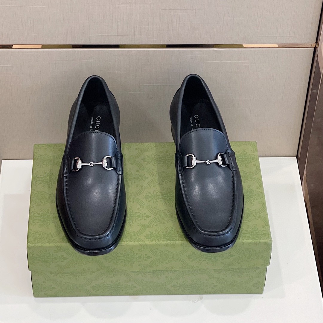 Gucci Men’s 1953 Horsebit Loafer Black For Men 307929 BLM00 1000