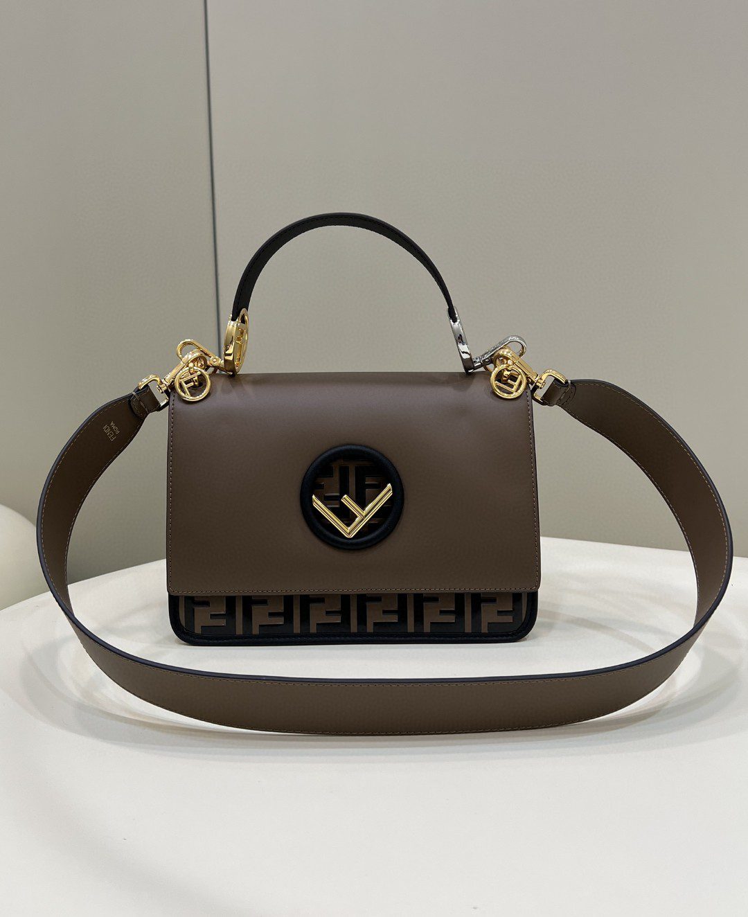 Fendi Kan I F Medium Brown Bag For Woman 18cm/7in 8BT284A651F13VK