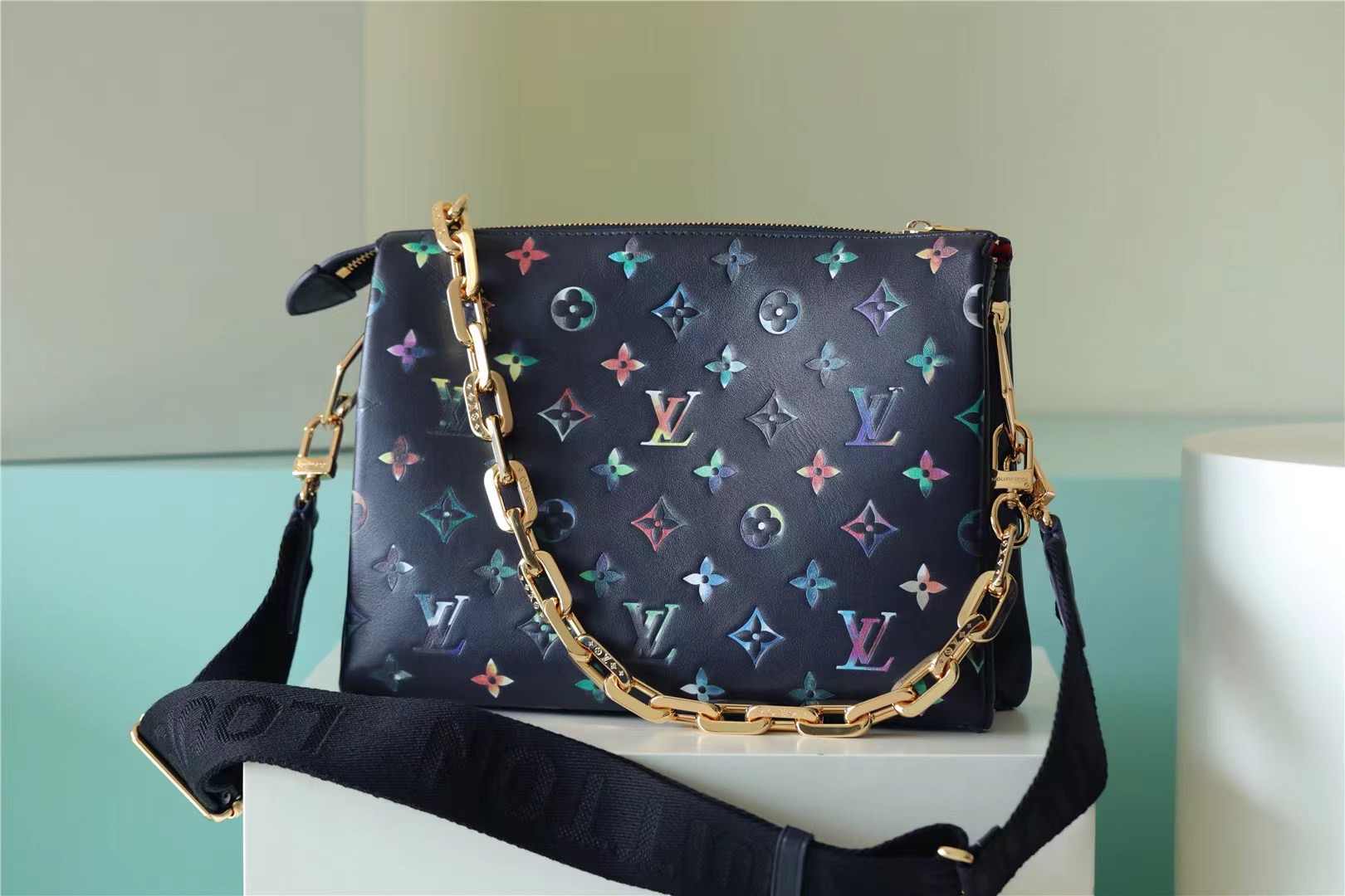 Louis Vuitton Coussin PM Puffy Navy Blue For Women, Women’s Handbags, Shoulder And Crossbody Bags 10.2n/26cm LV