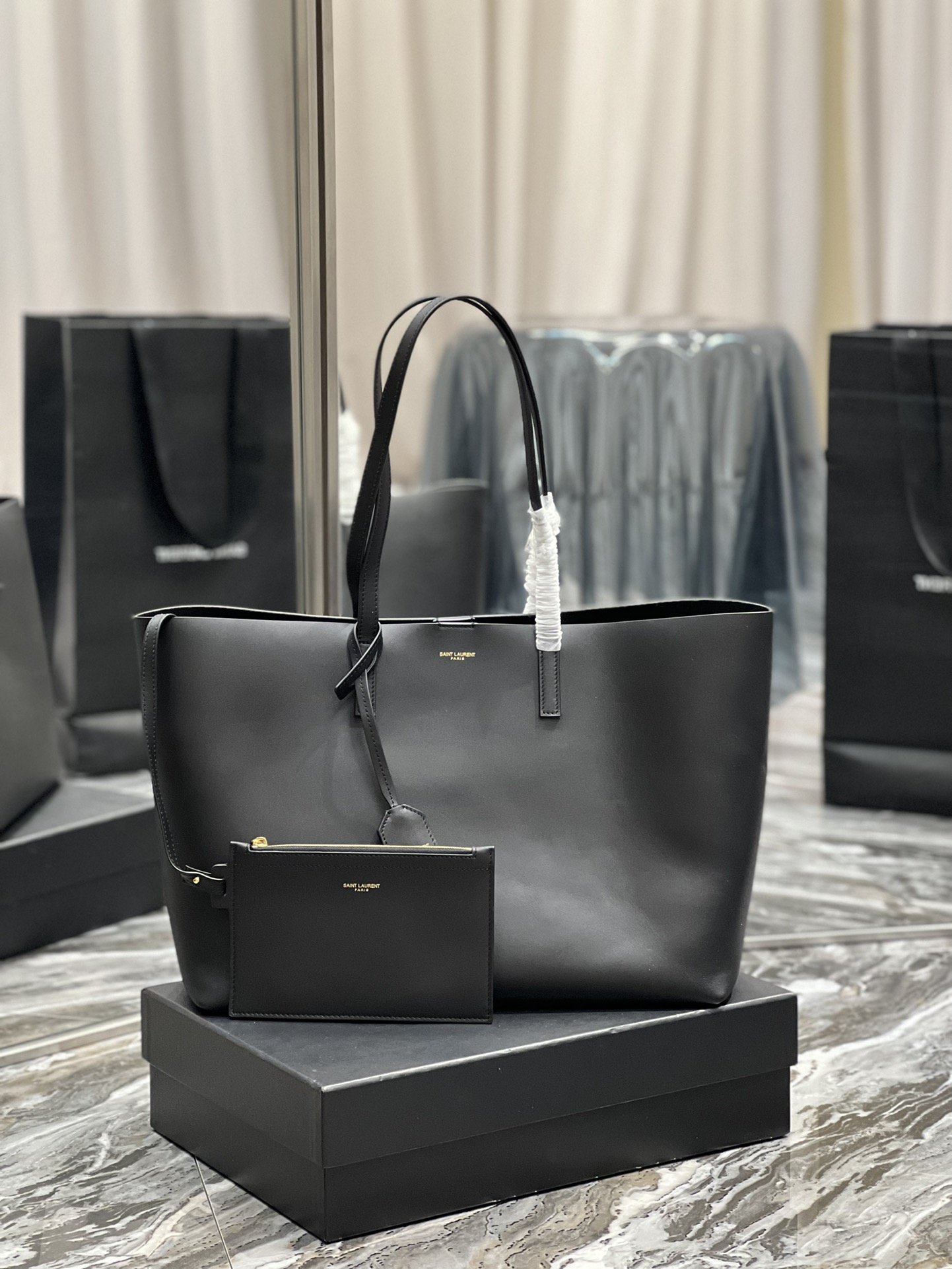 Yves Saint Laurent Shopping E/W Tote Bag Black With Gold Hardware For Women 14.5in/38cm YSL 600281CSV0J1000