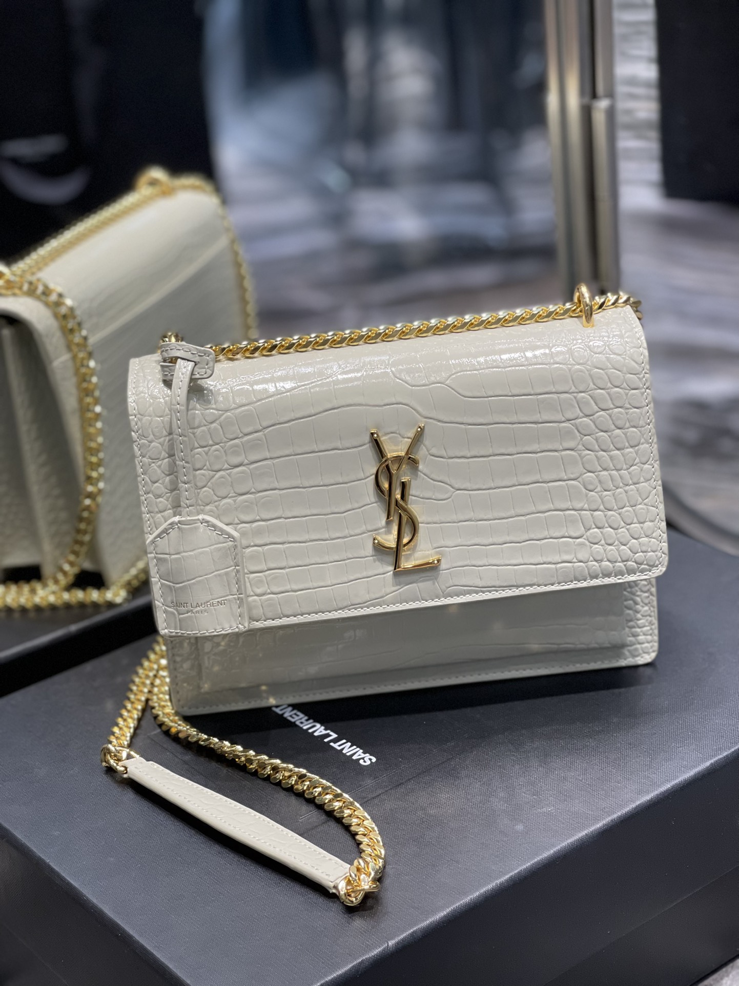 Yves Saint Laurent Sunset Medium Chain Bag For Women 8.6in/22cm White YSL 442906DND0J9207