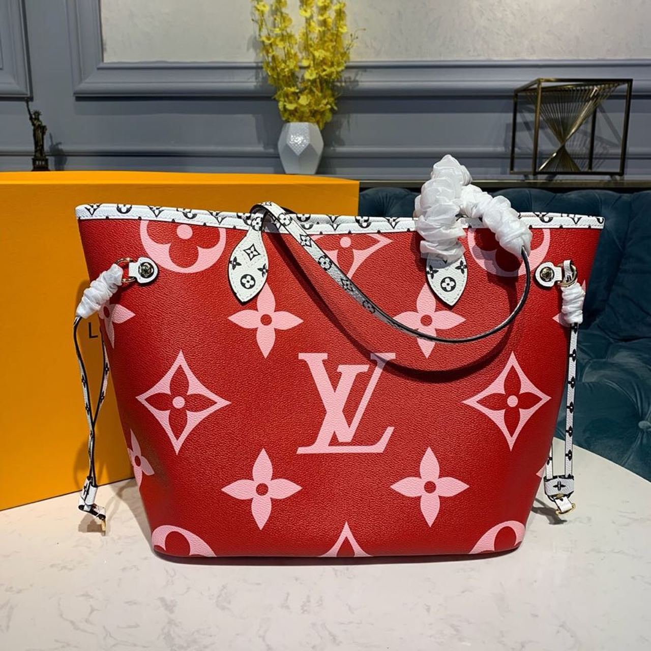 Louis Vuitton Neverfull MM Tote Bag Monogram Canvas Red/Pink For Women, Women’s Handbags, Shoulder Bags 12.2in/31cm LV M44567