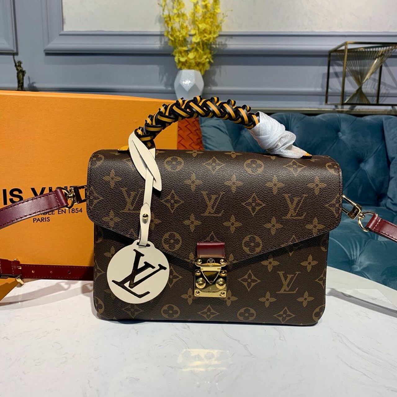 Louis Vuitton Pochette Métis Monogram Canvas For Women, Women’s Handbags, Shoulder Bags 9.7in/24cm LV M44668
