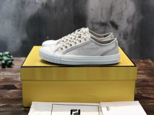 130b96a1.jpg
