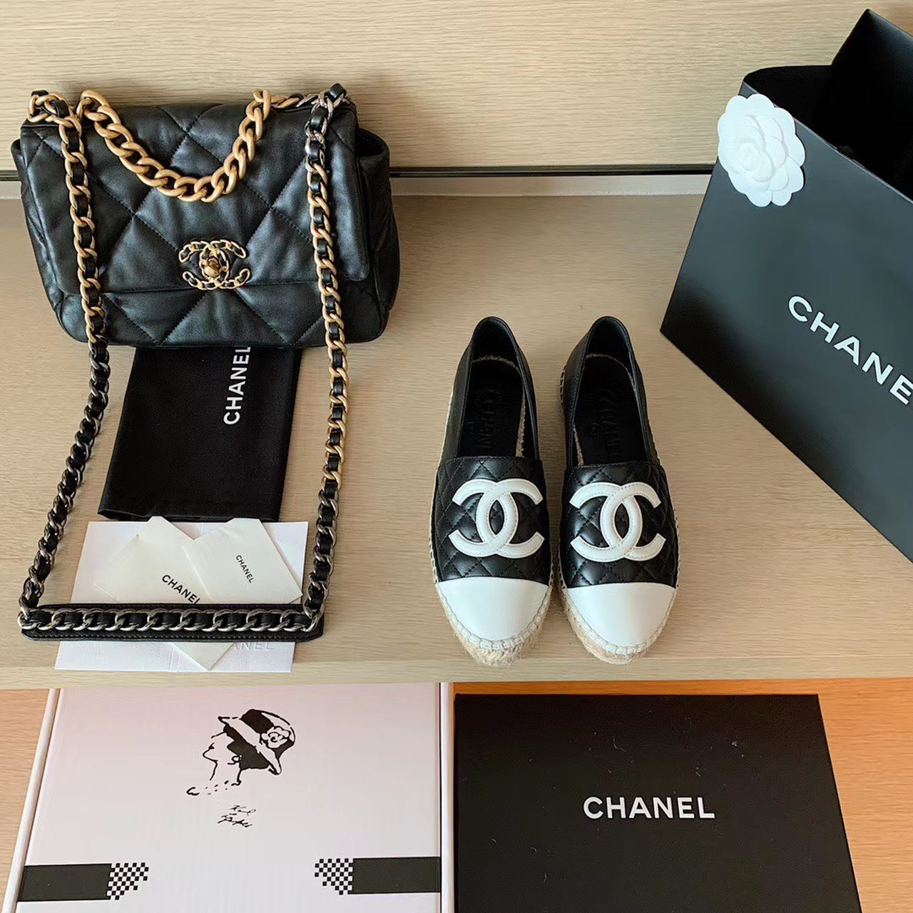 Chanel Espadrilles Black/White For Women, Women’s Shoes G29762