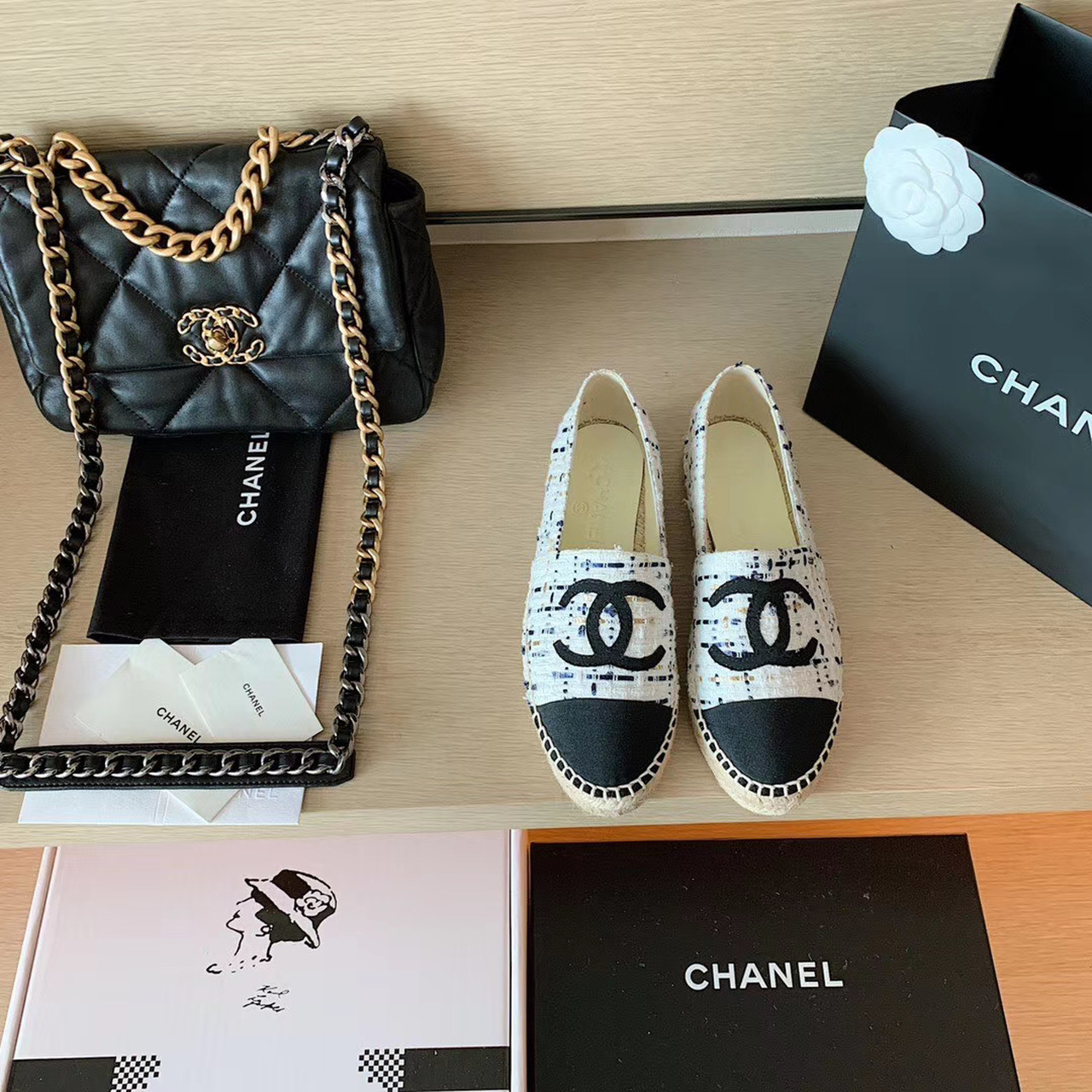 Chanel Espadrilles White/Black For Women, Women’s Shoes G29762