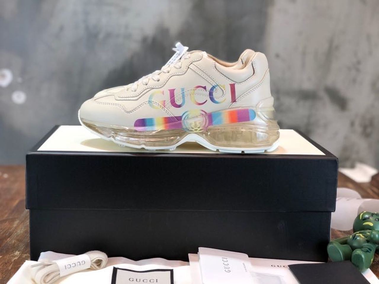 Gucci Women’s Rhyton Gucci logo Sneaker White For Women GG