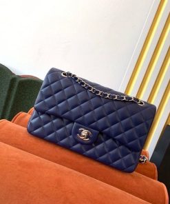 Chanel Classic Handbag Navy Blue For Women, Women’s Bags, Shoulder And Crossbody Bags 10.2in/26cm A01112