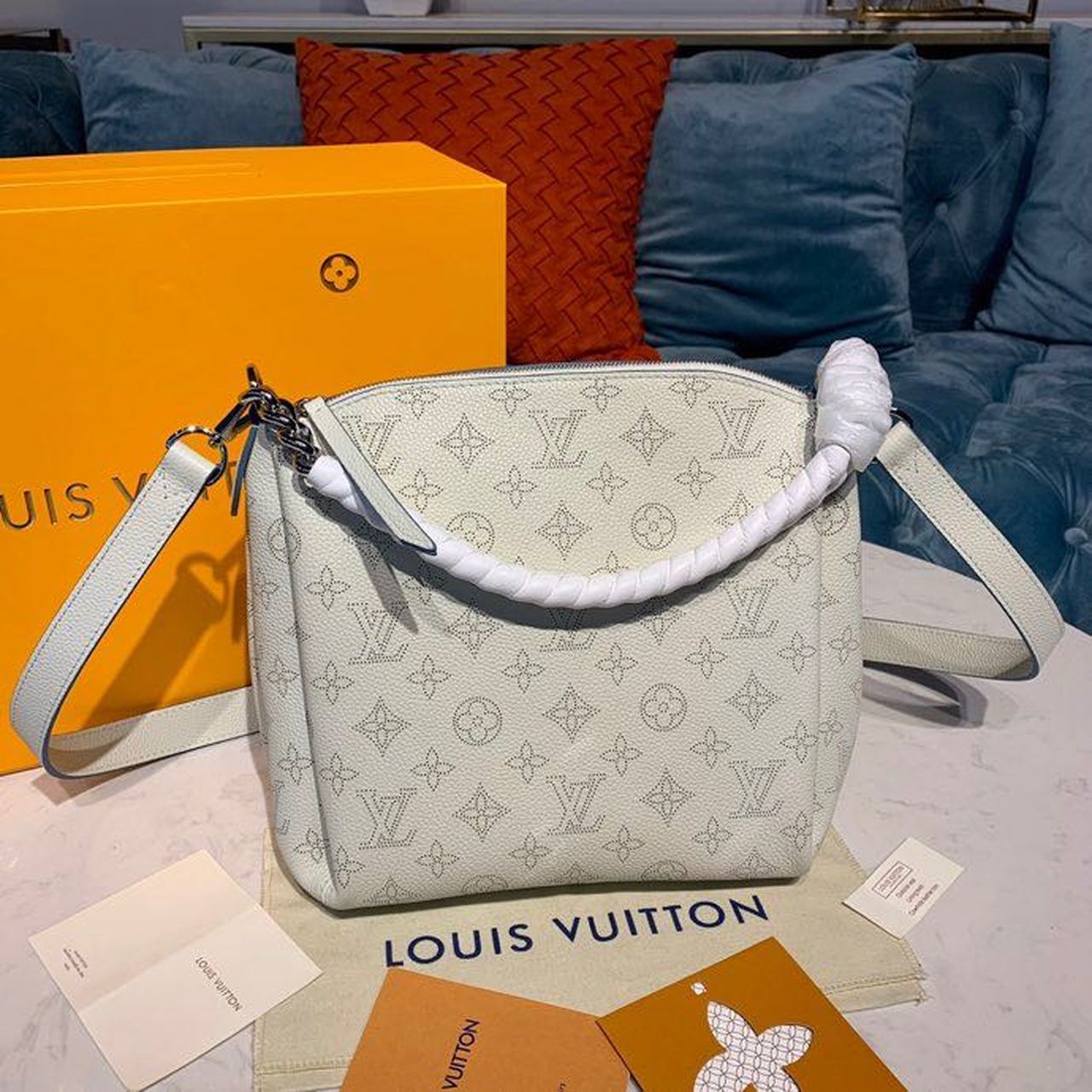 Louis Vuitton Beaubourg Hobo MM Ivory For Women, Women’s Handbags, Shoulder And Crossbody Bags 12.6in/32cm LV
