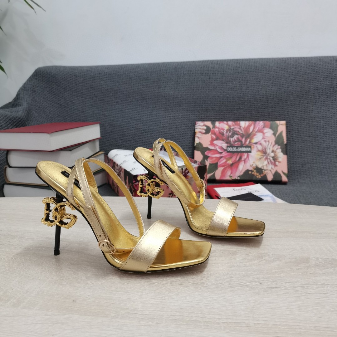 Dolce & Gabbana Patent Sandals Gold For Women DG Shoes