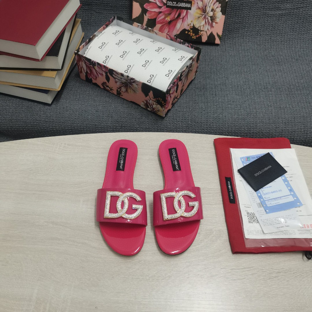 Dolce & Gabbana Foiled Iguana-Print Slides With Rhinestone-Detailed DG Logo Pink For Women DG Shoes