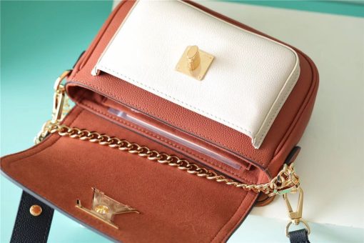 1f133e74-1.jpg