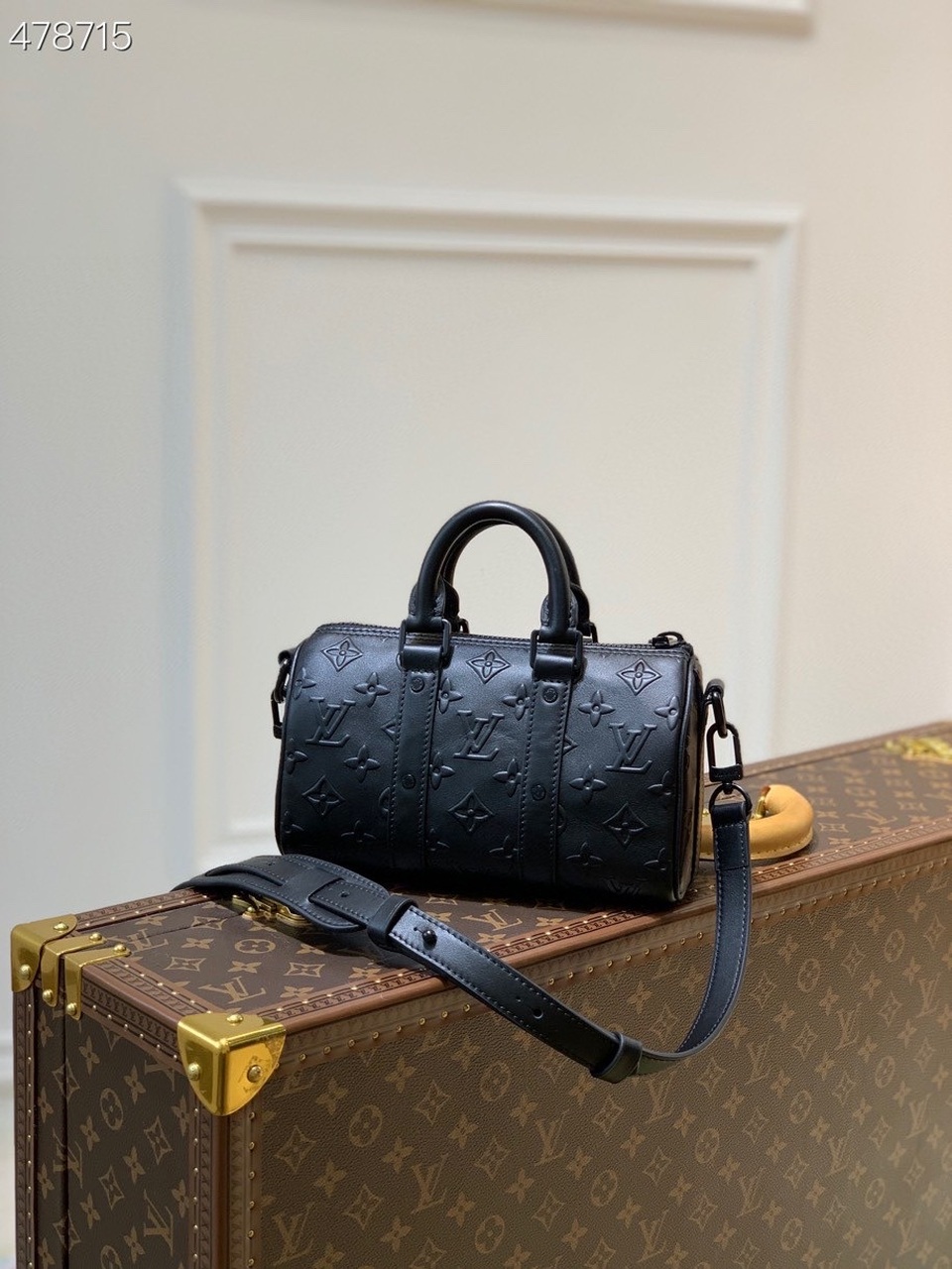 Louis Vuitton Keepall XS Monogram Seal Black For Women, Women’s Handbags, Shoulder And Crossbody Bags 8.3in/21cm LV M57960