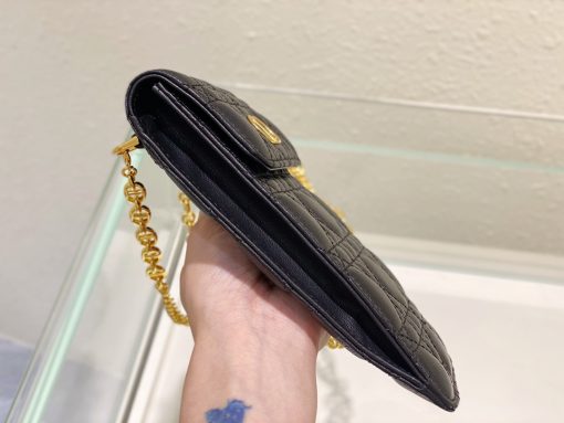 29747973.jpg