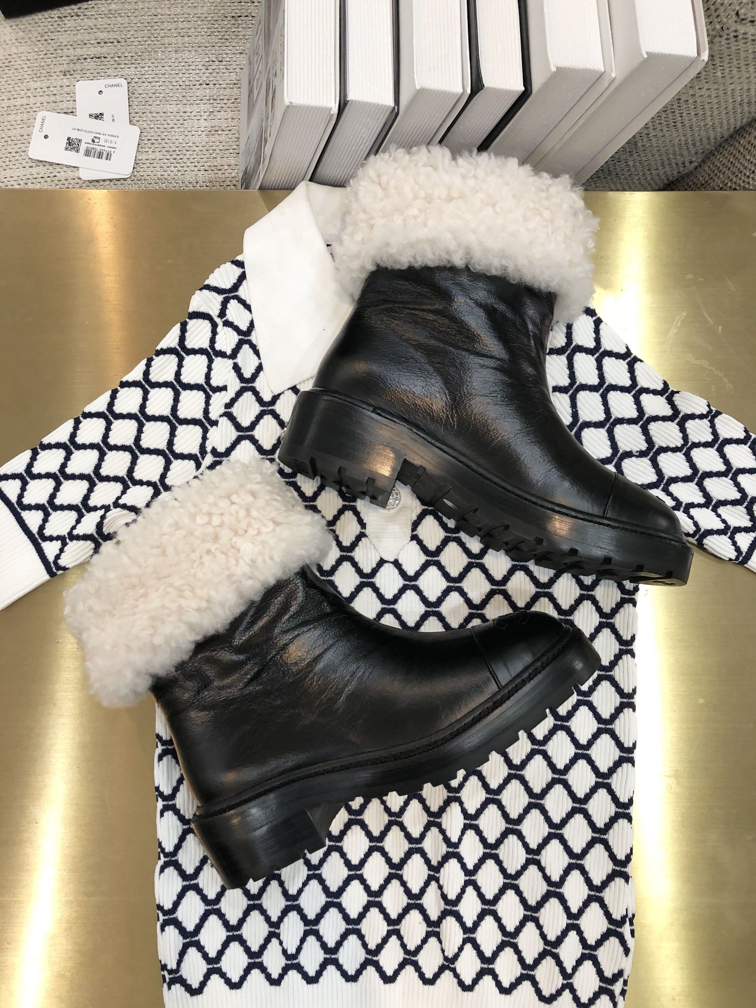 Chanel Women’s Coco Snow Boot Black For Women 13.7in/35cm