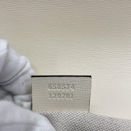 37841d20.jpg