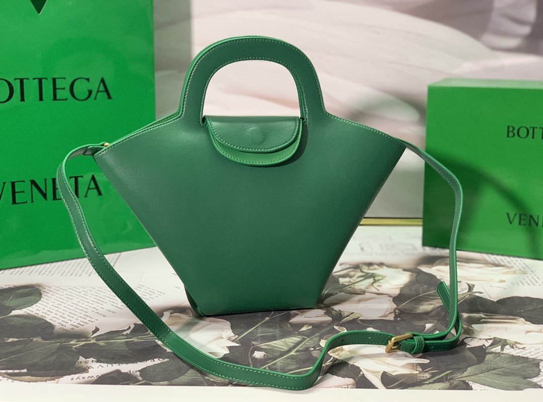Bottega Veneta Handle Bag Green, For Women, Women’s Bags 12.6in/32cm