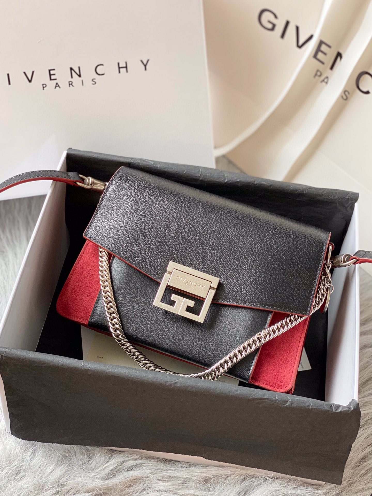 Givenchy GV3 Bag Black/ Red For Women, Women’s Handbags, Shoulder Bags 11.4in/29cm GVC