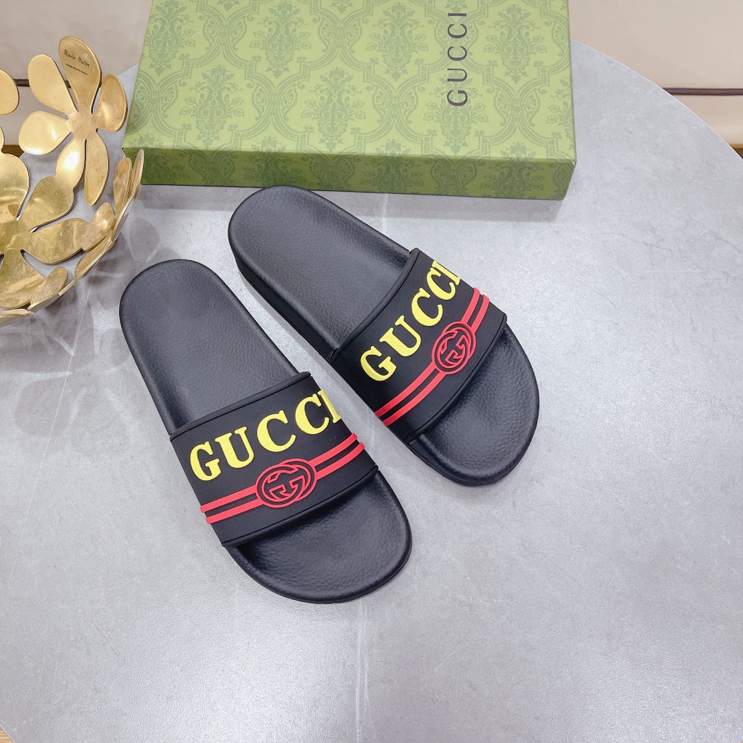 Gucci Men’s Logo Rubber Slide Black Red And Yellow For Men 522887