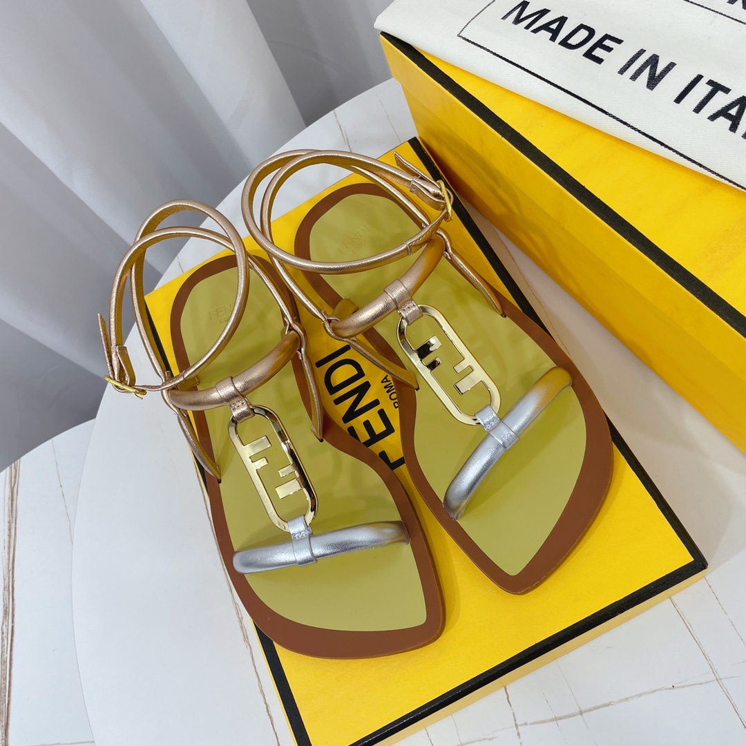 Fendi O’Lock Silver Nappa Slides For Women 8X8282UJ3F1H17