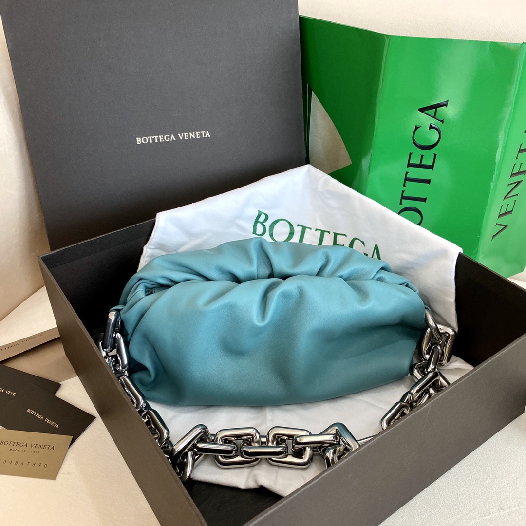 Bottega Veneta Chain Pouch Red, For Women, Women’s Bags 12.2in/31cm