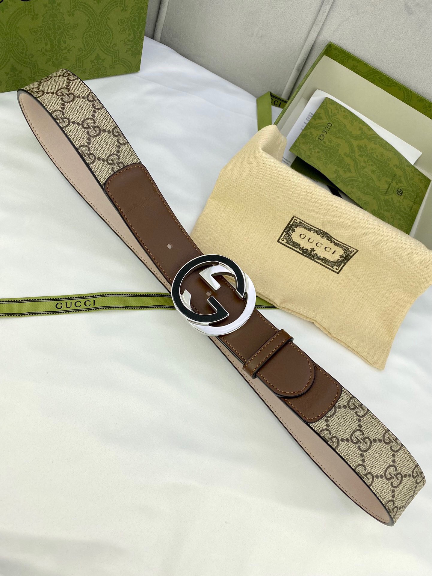 GUCCI Supreme Belt With Interlocking G Buckle Beige/Ebony And Brown Gucci Supreme Canvas For Women, Women Belt