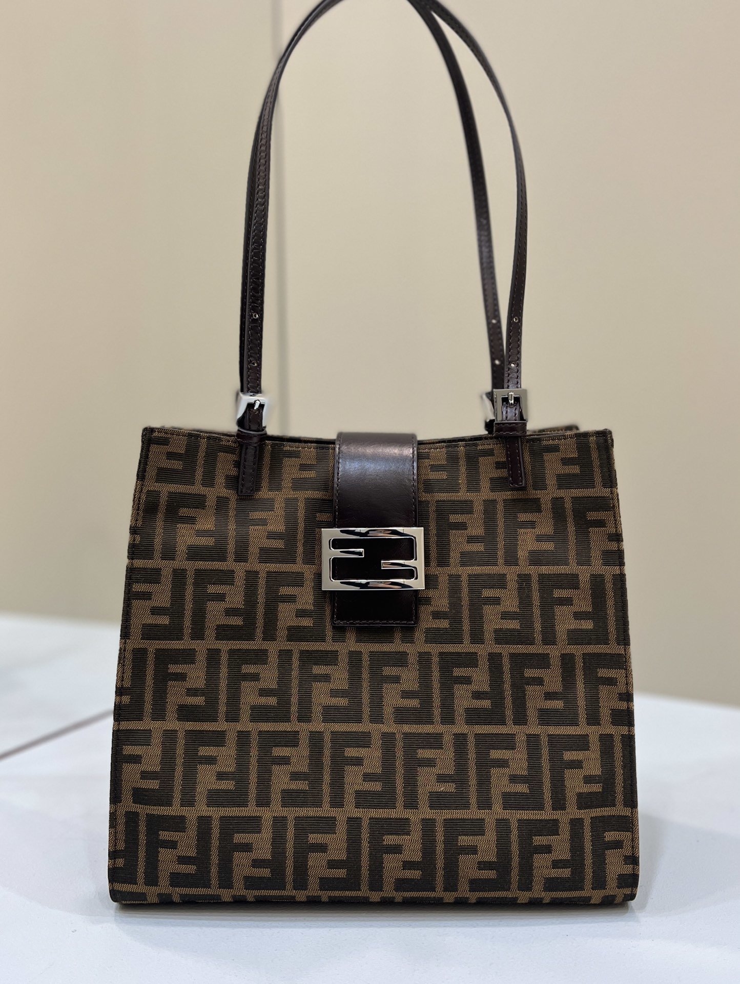 Fendi Baguette 1997 Brown For Woman 11in/28cm