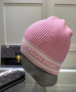 Dior Pompom Beanie In Pink