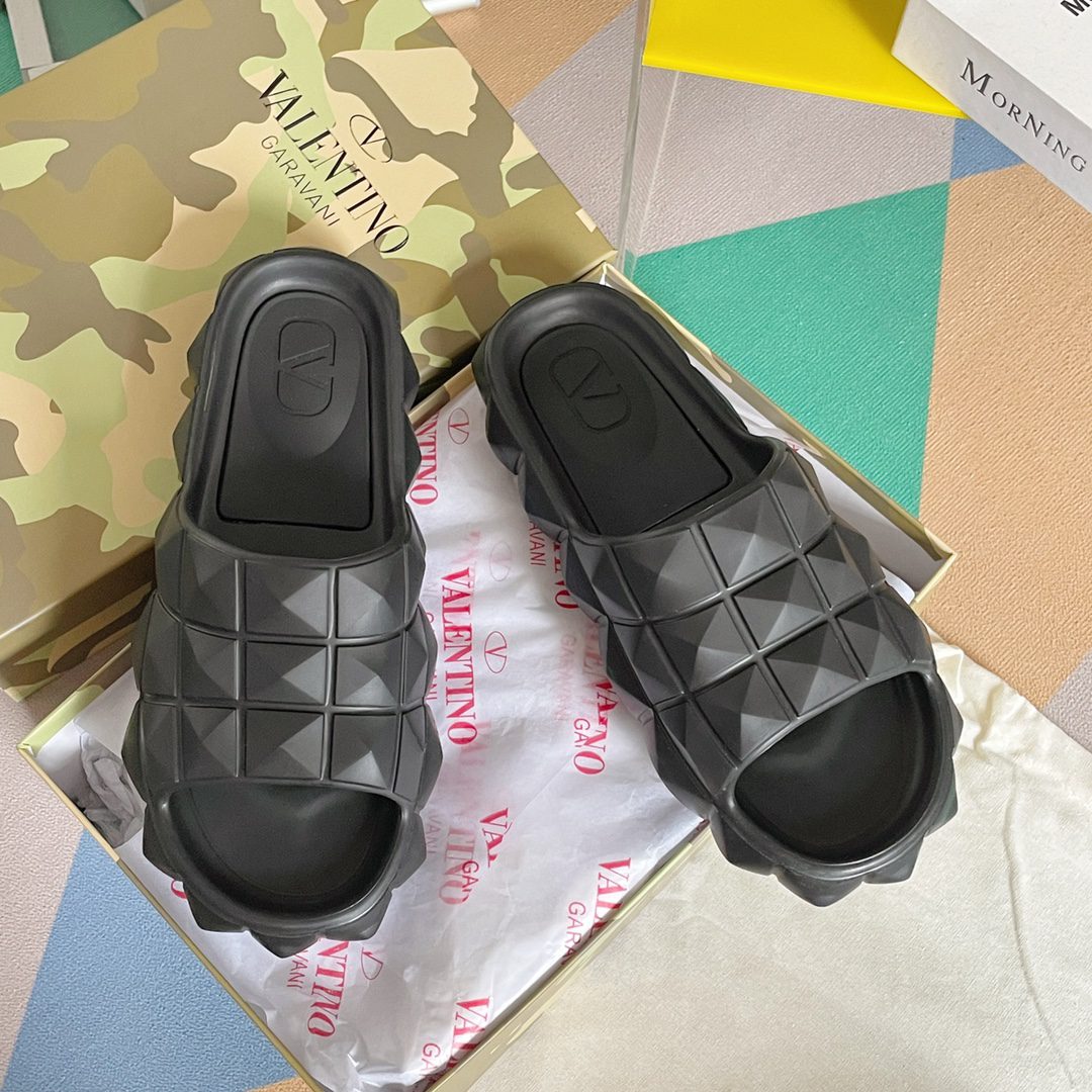 Valentino Garavani Roman Stud Turtle Rubber Slide Black For Women