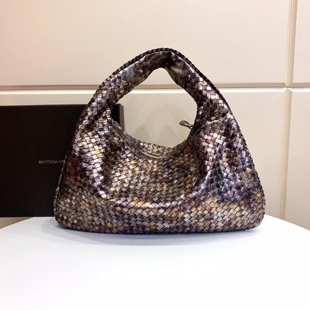 Bottega Veneta Hobo Bag Brown, For Women, Women’s Bags 16.9in/43cm