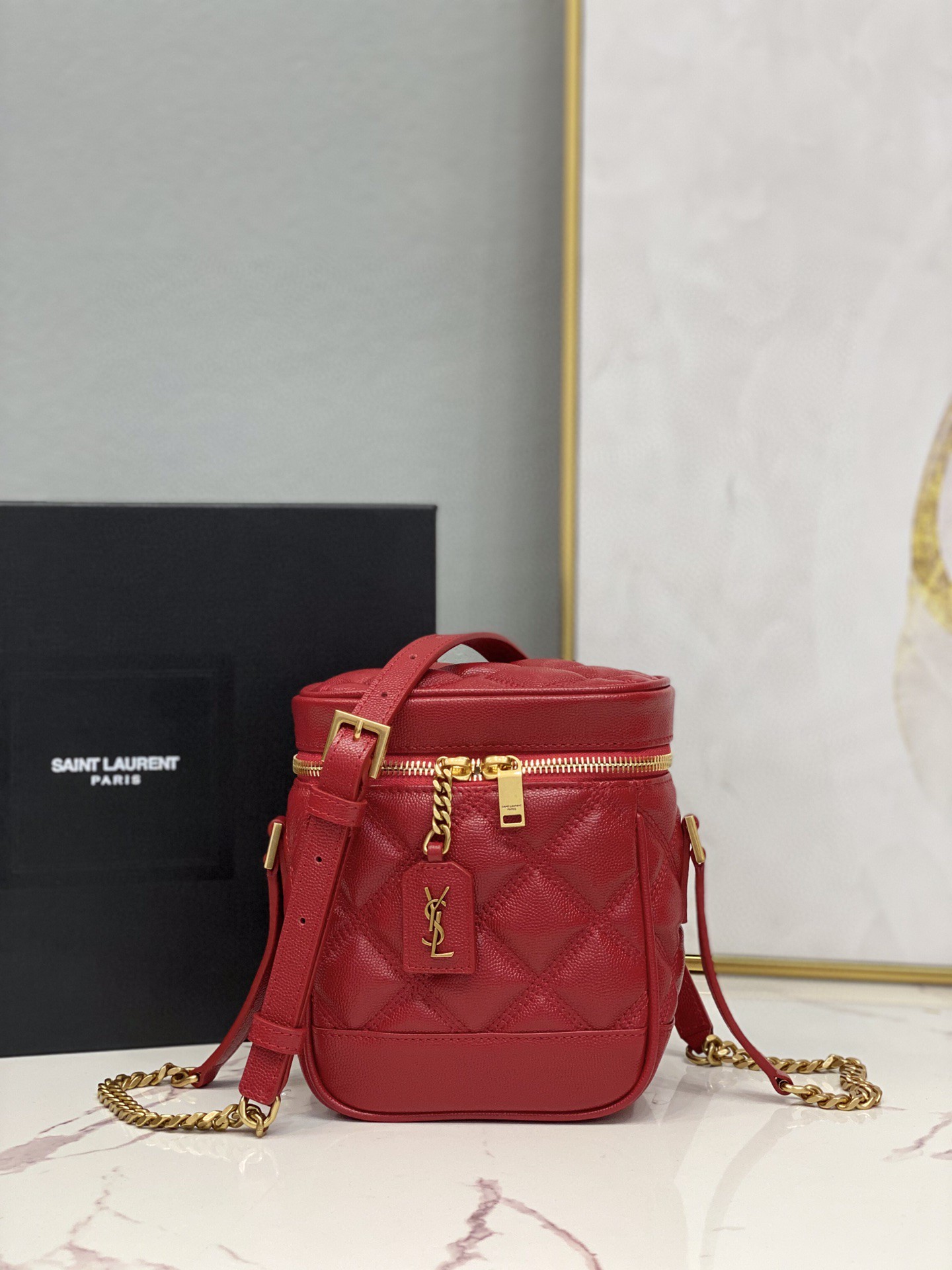 Yves Saint Laurent 80’s Vanity Bag In Carré-Quilted Grain De Poudre Red For Women 6.4in/16.5cm YSL 649779DME276805