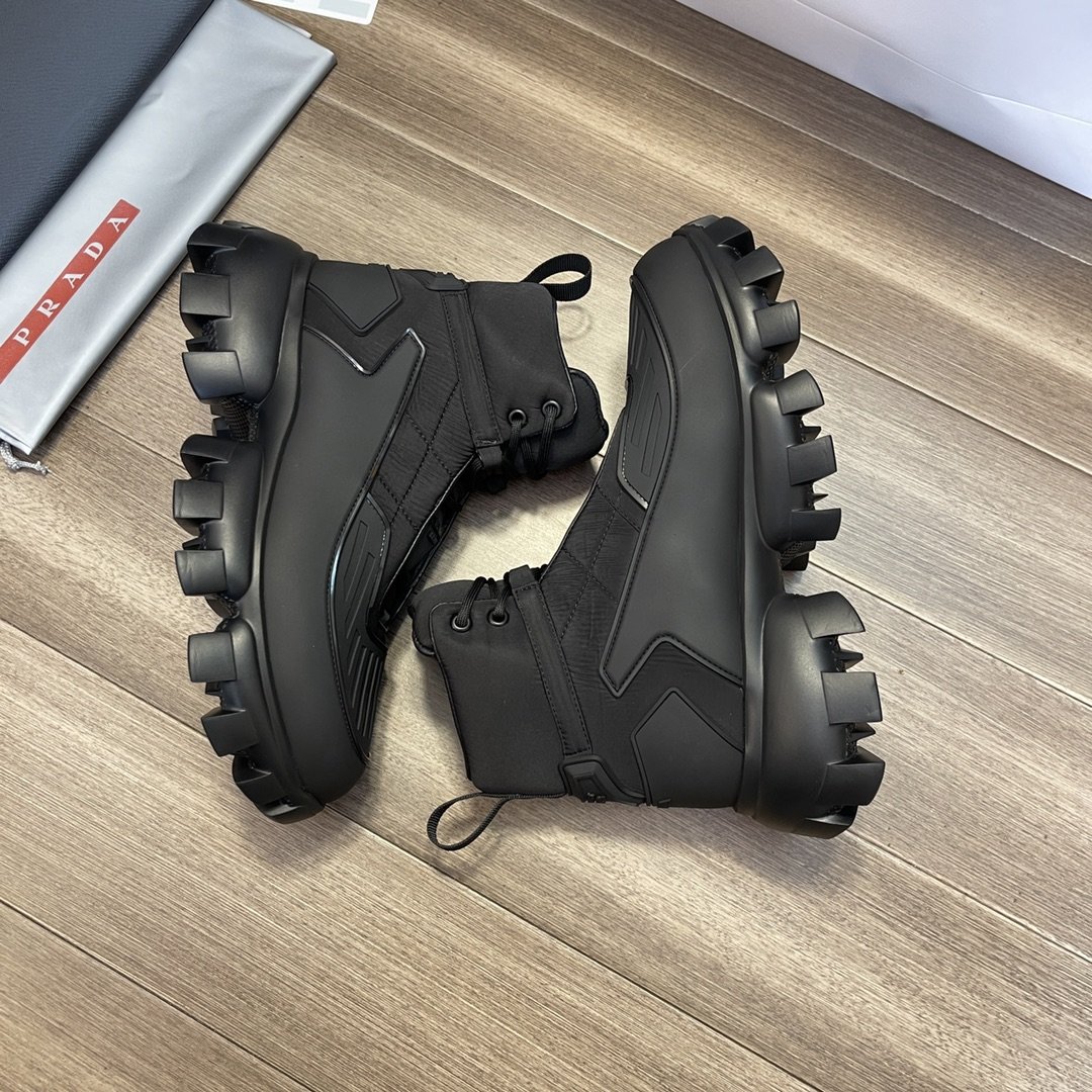 Prada Cloudbust Thunder High-Top Sneakers Black For Men 2in/50mm Prada 2TG189_3LGO_F0002_F_G000