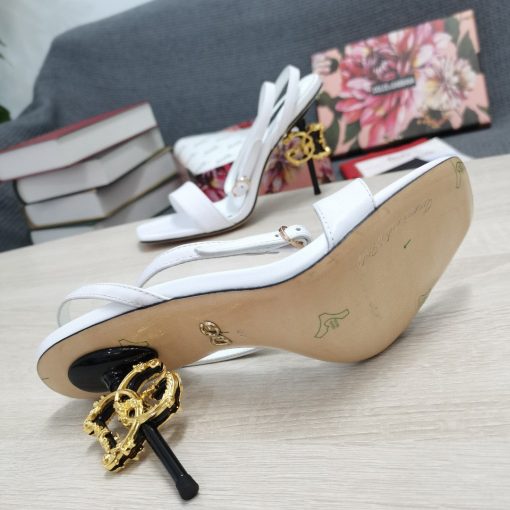 7d605488.jpg