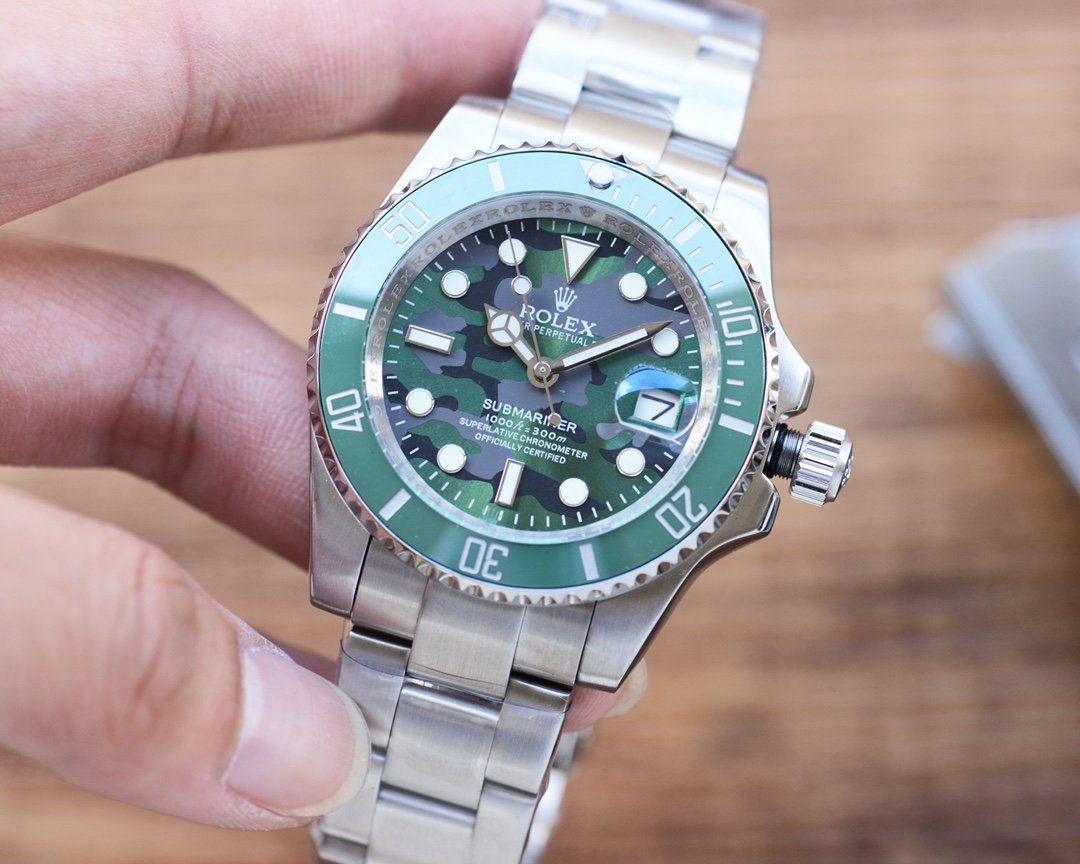 Rolex Submariner Date 41mm Silver Toned For Men