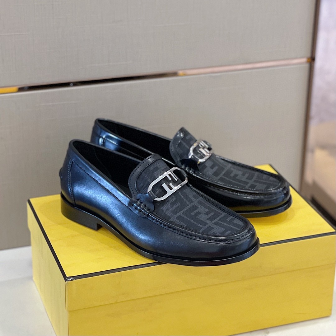 Fendi O’Lock Black Loafers For Men