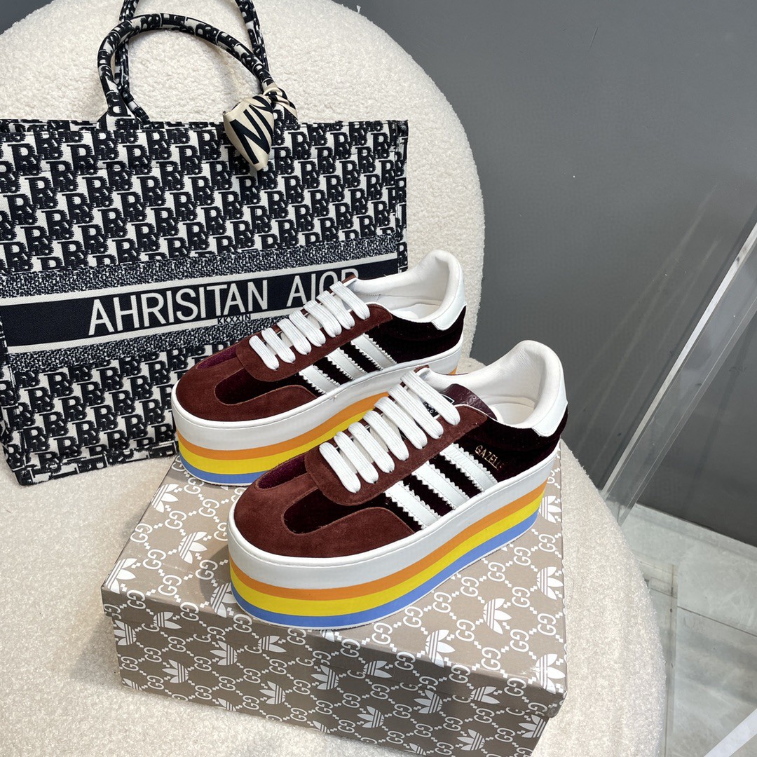 Gucci x Adidas Women’s Gucci Gazelle Sneaker Black/Green For Women GG