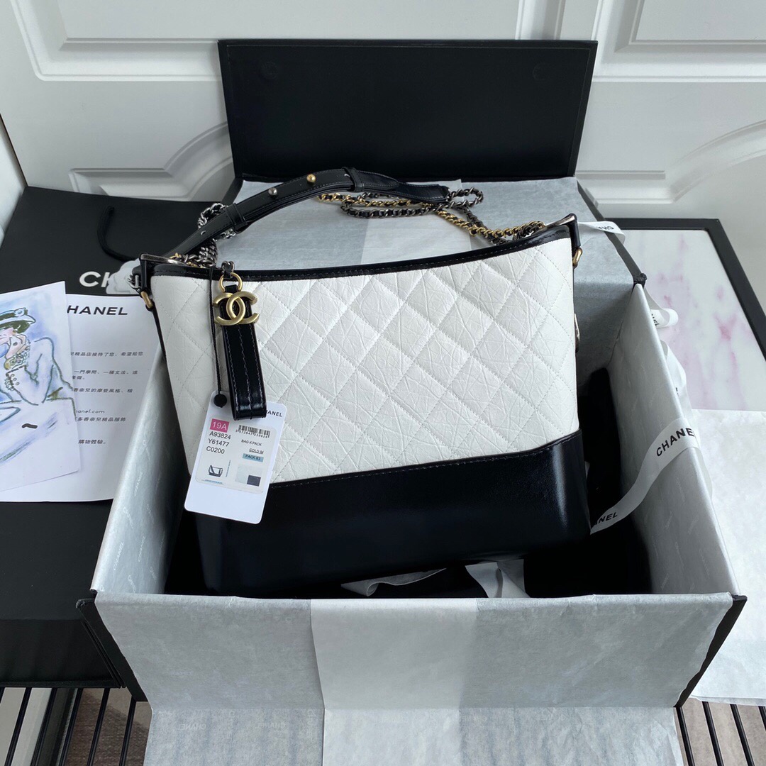 Chanel Gabrielle Hobo Handbag White/Black For Women, Women’s Bags, Shoulder And Crossbody Bags 9.8in/25cm A93824 Y61477 C0200
