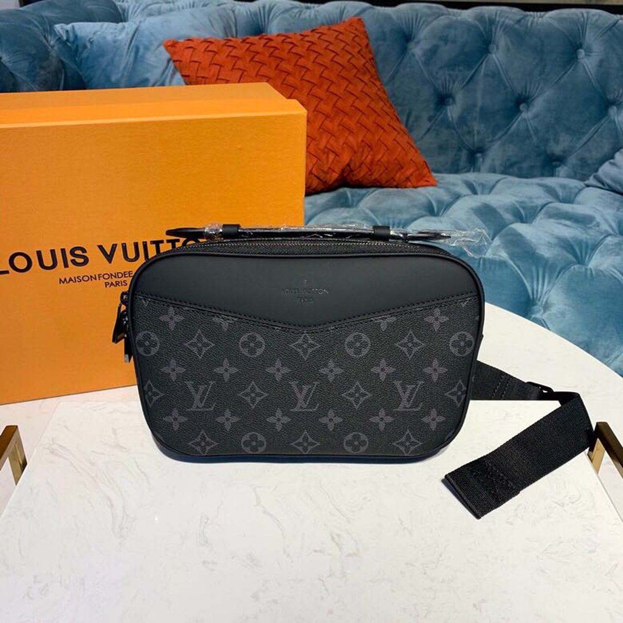 Louis Vuitton Bumbag Monogram Eclipse Canvas For Men, Men’s Belt Bags 11in/28cm LV M42906