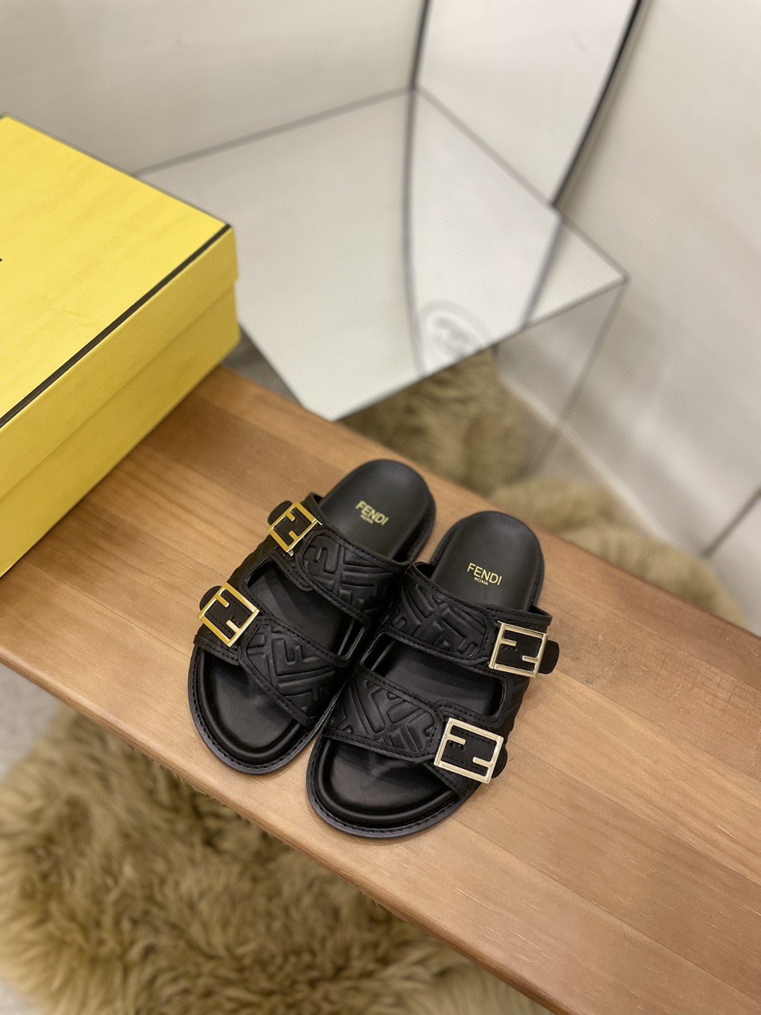 Fendi Feel Slides Black For Men