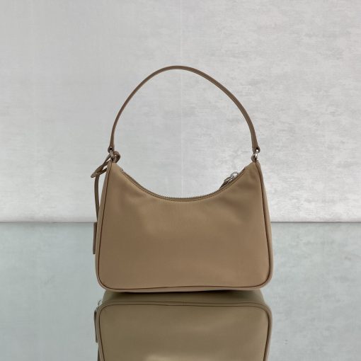 886e8903.jpg