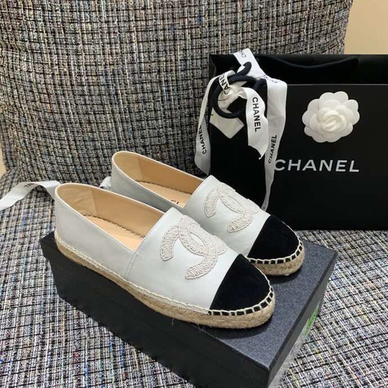 Chanel Espadrilles White/Black For Women, Women’s Shoes G29762
