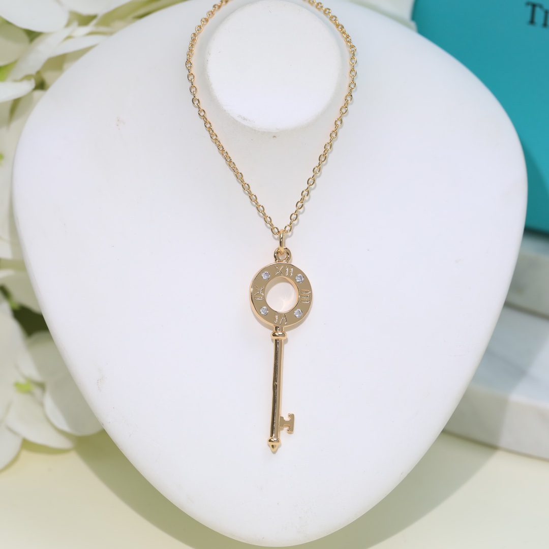 Tiffany & Co Modern Keys Open Round Key Pendant Necklace