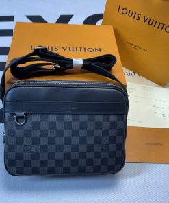 Louis Vuitton Trocadero Messenger NM PM Damier Graphite For Men, Men’s Bags, Shoulder And Crossbody Bags 11.4in/29cm LV 