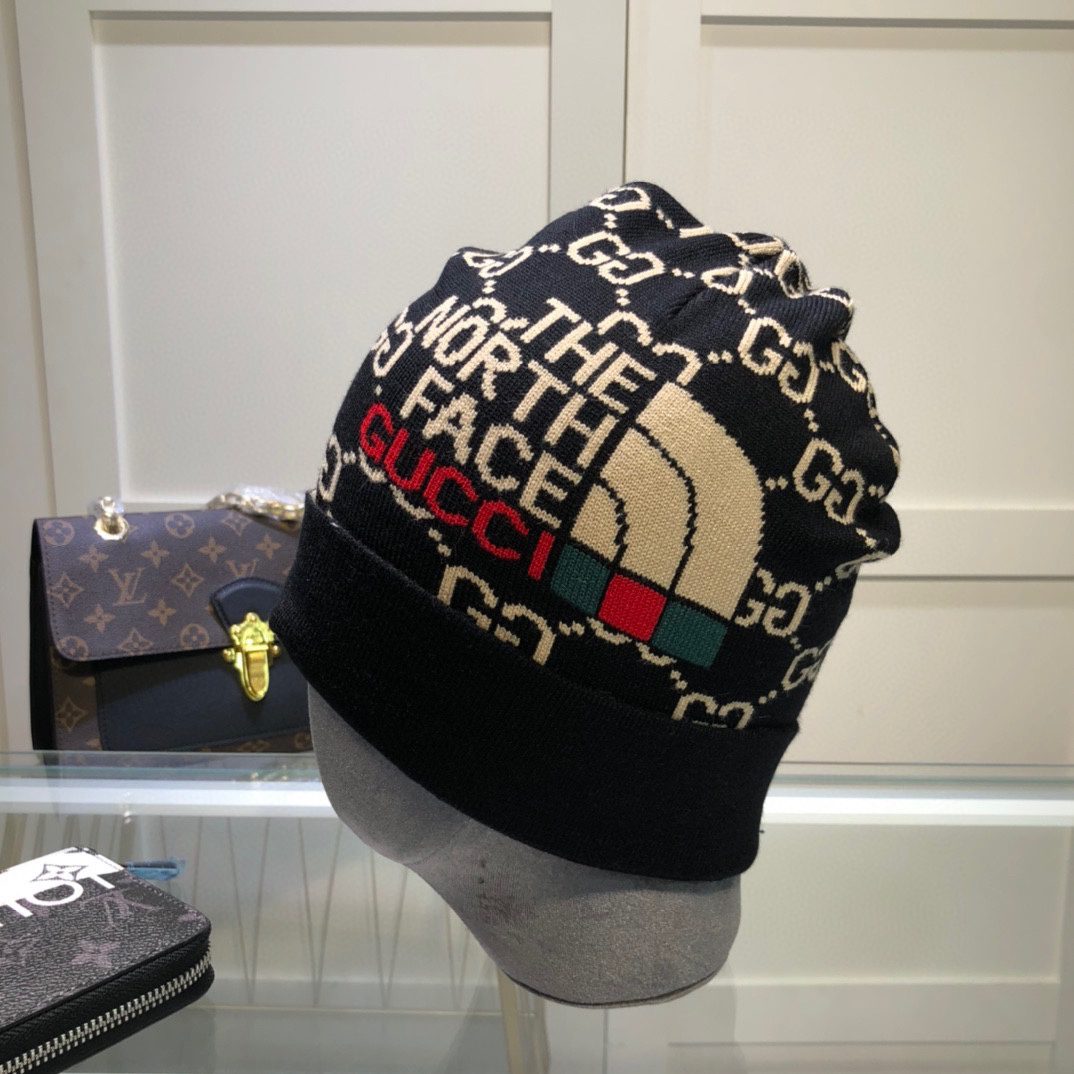 Gucci Beanie Cashmere In Black