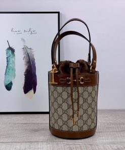 Gucci Horsebit 1955 Small Bucket Bag In Gucci Supreme Canvas Brown For Women 7.5in/19cm Gucci 637115 92TPG 8563