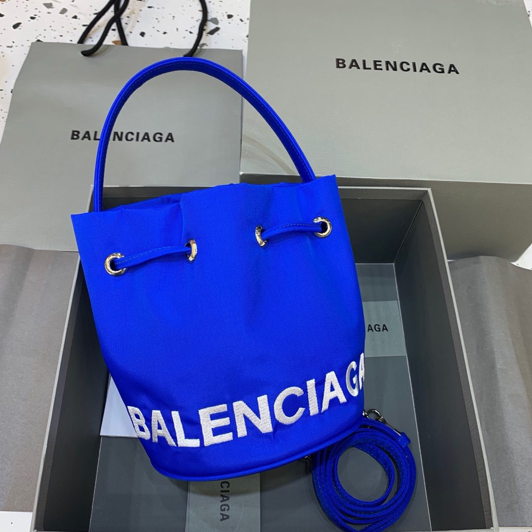 BALENCIAGA Le Cagole Medium Bucket Bag In Blue, For Women, Women’s Bags 11.8in/30cm