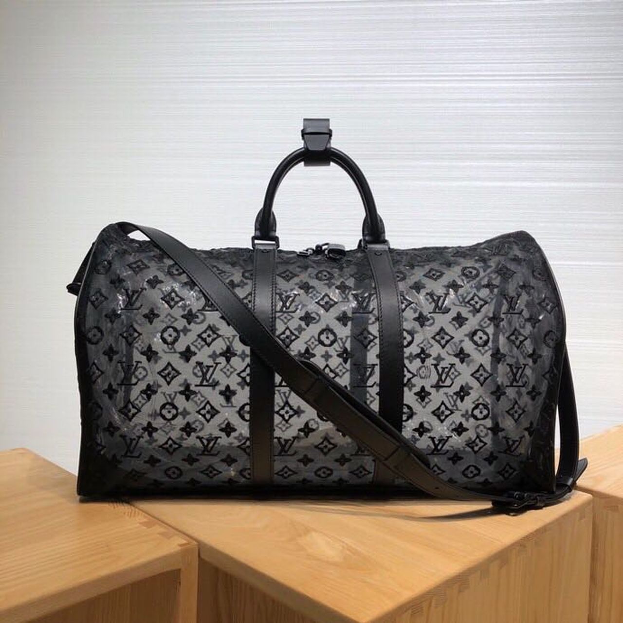 Louis Vuitton Keepall Bandouliere 50 Monogram Black By Virgil Abloh For Women, Women’s Bags, Shoulder And Crossbody Bags 19.7in/50cm LV M53971
