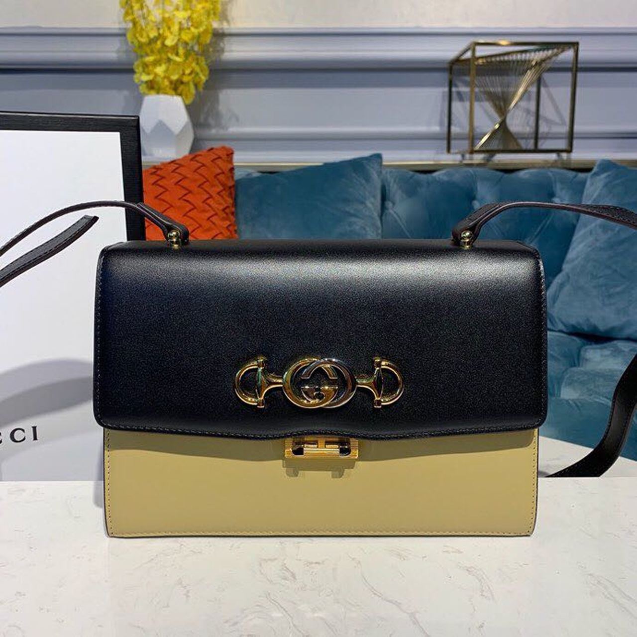 Gucci Zumi Grained Small Shoulder Bag Black And Beige Smooth For Women 9in/24cm Gucci 576388