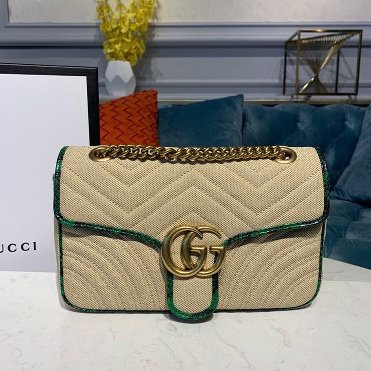 Gucci Marmont Raffia Straw Shoulder Bag Beige/Green Gucci Chevron Matelassé Raffia Effect Fabric For Women 10in/26cm Gucci ‎443497